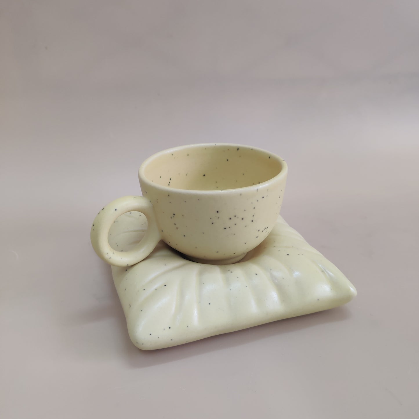 Pillow Cup & Saucer