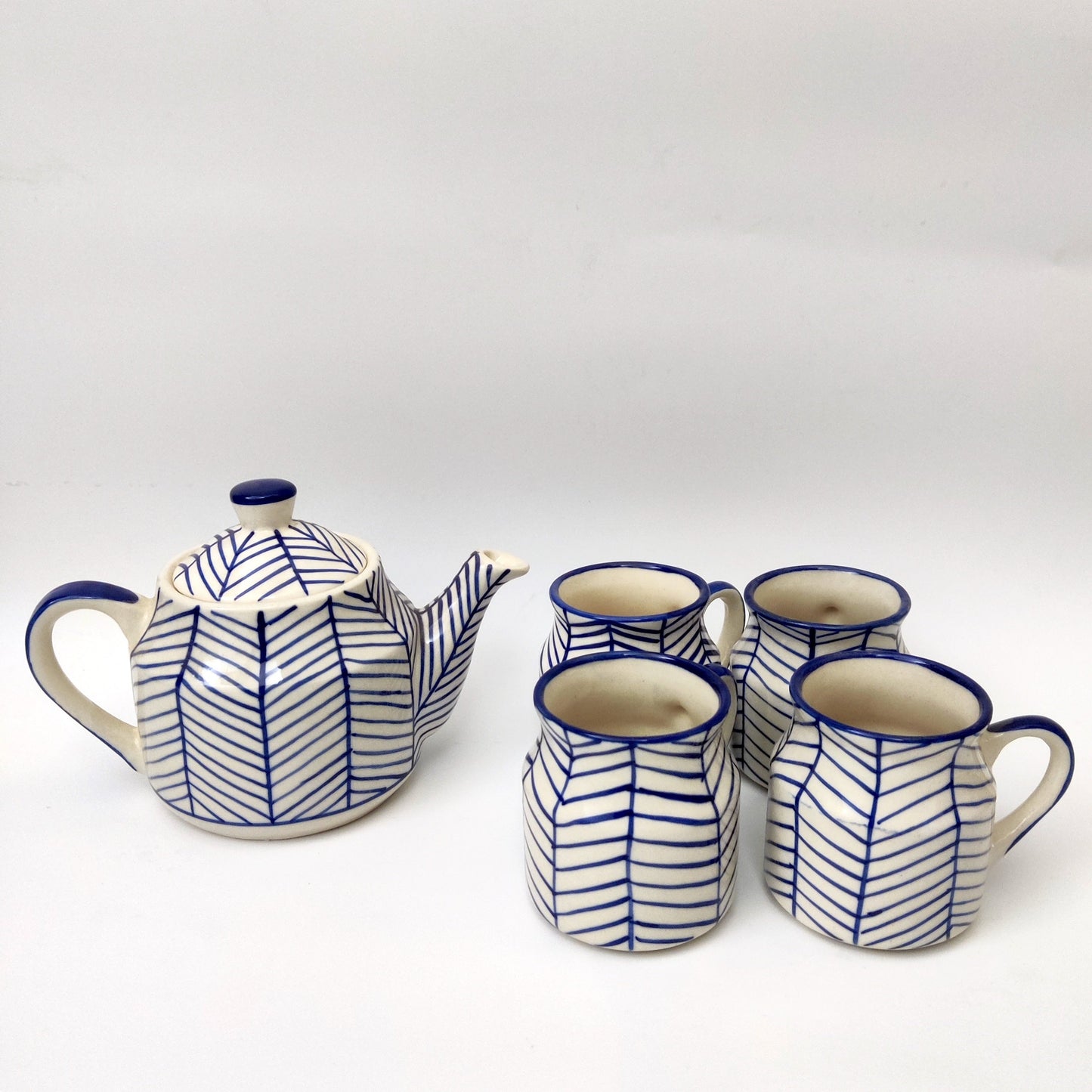 Blue Arrow Tea Set (Set of 4)