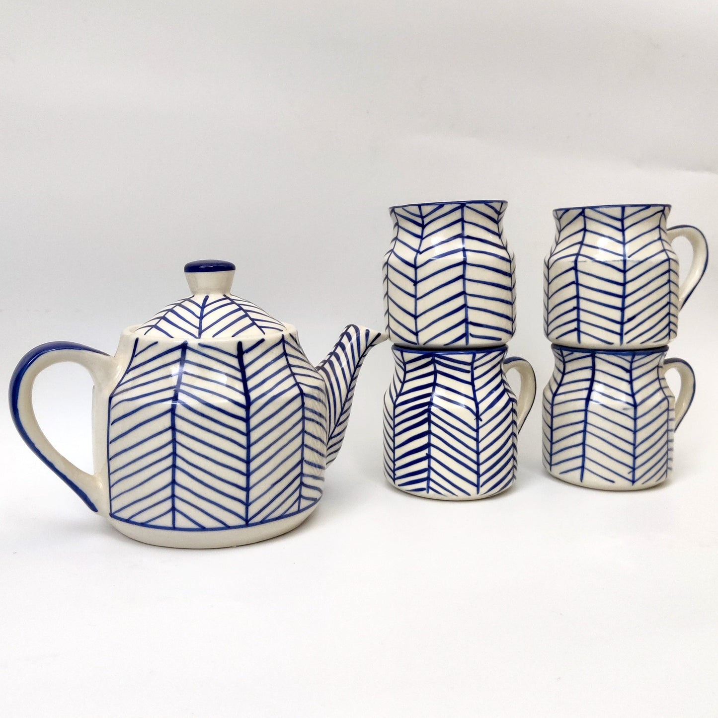 Blue Arrow Tea Set (Set of 4)