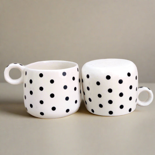 Polka Dot Round Handle Mug